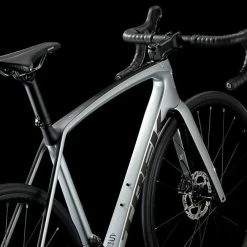 Vélo De Route TREK Emonda SL 5 Disque Gris/Chrome - 2022 -Vélos Soldes Boutique velo de route trek emonda sl 5 disque grischrome 2022 2