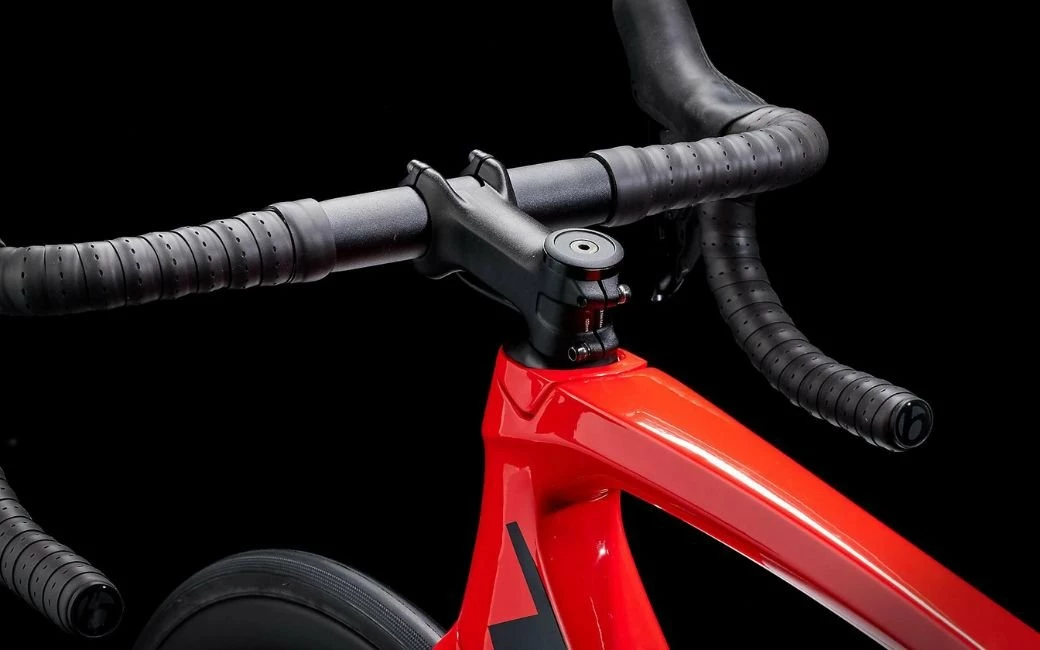 Vélo De Route TREK Emonda SL 6 Gris/Rouge - 2023 7 Vélo De Route TREK Emonda SL 6 Gris/Rouge - 2023 – Image 5