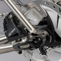 Genesis Bike Vélo Gravel Genesis Croix De Fer Titane Gris - 2022 -Vélos Soldes Boutique velo gravel genesis croix de fer titane gris 2022 5