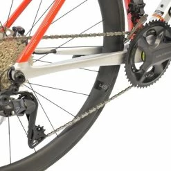 Vélo Route CANNONDALE SuperSix EVO Carbon Disc Ultegra Di2 Gris/Rouge - 2022 -Vélos Soldes Boutique velo route cannondale supersix evo carbon disc ultegra di2 grisrouge 2022 2