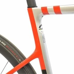 Vélo Route CANNONDALE SuperSix EVO Carbon Disc Ultegra Di2 Gris/Rouge - 2022 -Vélos Soldes Boutique velo route cannondale supersix evo carbon disc ultegra di2 grisrouge 2022 4
