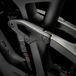 VTT électrique Trek Fuel EX E 9.5 Noir - 2023 -Vélos Soldes Boutique vtt electrique trek fuel ex e 95 noir 2023 4